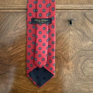 Brooks Brothers Red Silk Tie